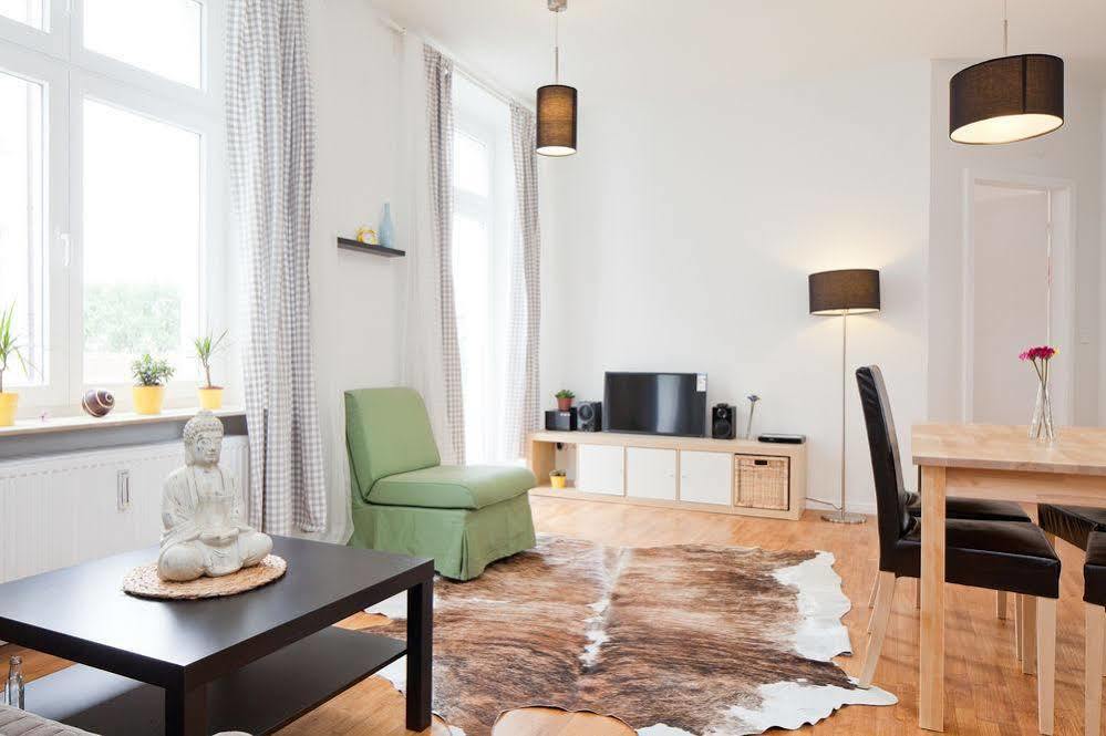 Apartment Uthman Berlin-Neukoelln ภายนอก รูปภาพ